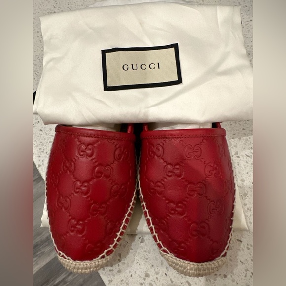 Women’s Red Gucci Espadrille shoe - Picture 4 of 6